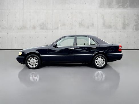 Used 1995 Mercedes-Benz C 280 Sedan image 4