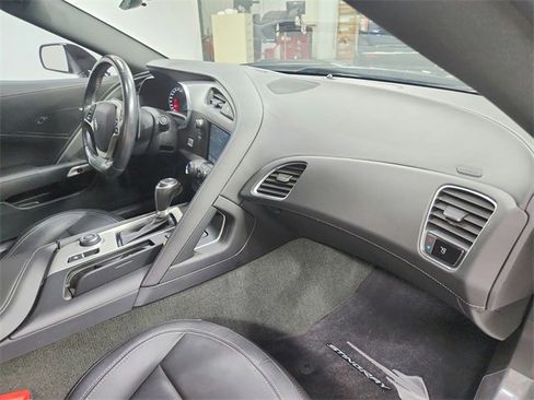 Used 2017 Chevrolet Corvette Stingray Coupe w/ Battery Protection Package image 30