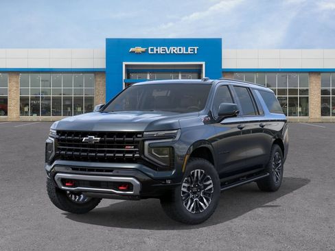 New 2026 Chevrolet Suburban Z71 AWD/4WD image 6