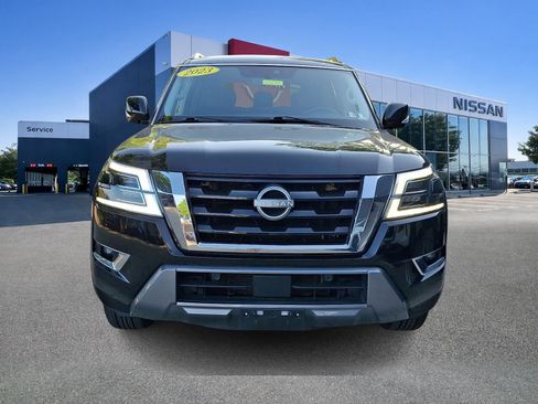 Used 2023 Nissan Armada SV AWD/4WD image 2