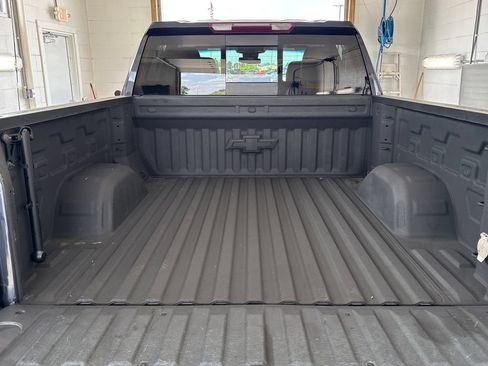 Used 2024 Chevrolet Silverado 1500 RST AWD/4WD image 41
