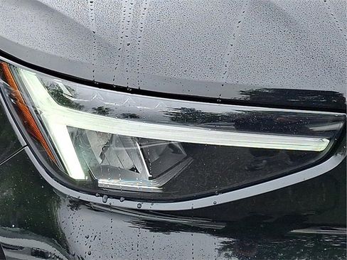 Certified 2023 Volvo C40 P8 Recharge Plus image 29