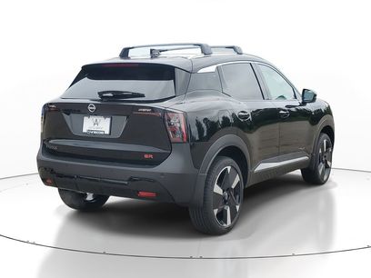 New 2025 Nissan Kicks SR