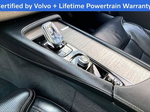 Used 2022 Volvo XC90 T8 Inscription image 19