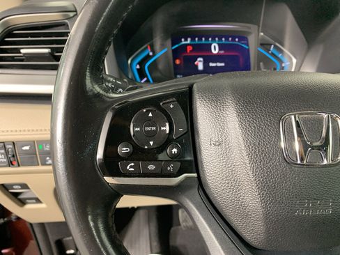 Used 2018 Honda Odyssey Touring image 17