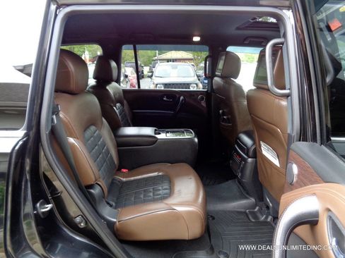 Used 2019 Nissan Armada Platinum w/ Captain's Chairs Package AWD/4WD image 32