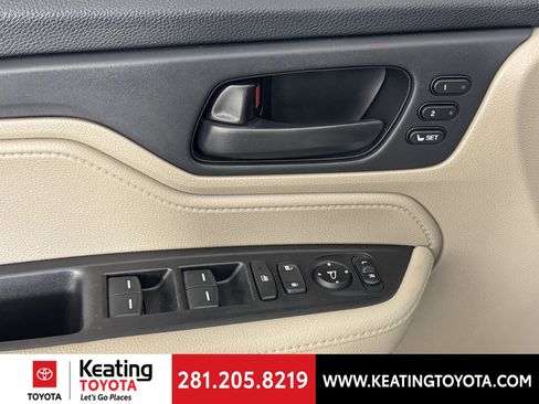 Used 2022 Honda Odyssey EX-L image 11