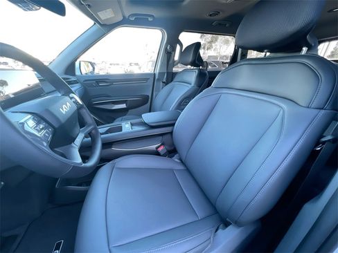 New 2026 Kia EV9 Light image 14