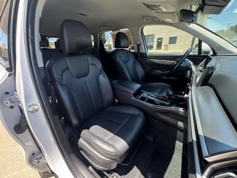 Used 2024 Kia Sorento S FWD image 39