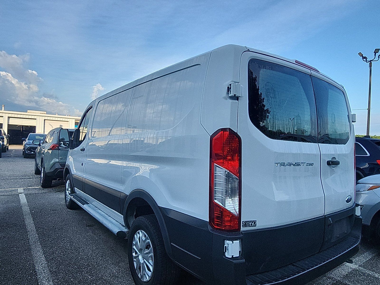 Used 2025 Ford Transit 250 Low Roof w/ Exterior Upgrade Package RWD image 3