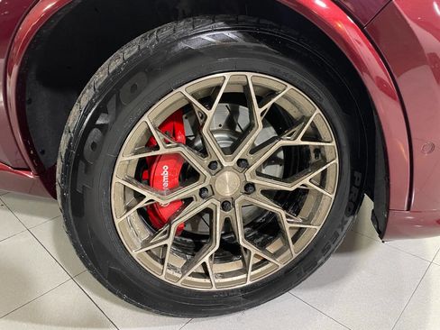 Used 2018 Dodge Durango SRT image 11