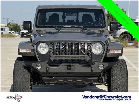 Used 2021 Jeep Gladiator Rubicon AWD/4WD image 12