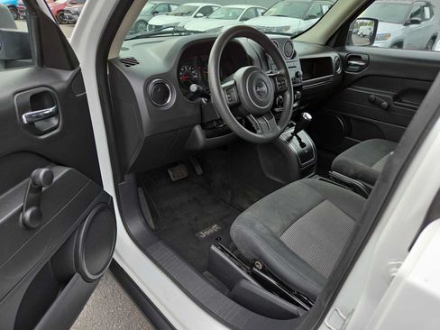 Used 2013 Jeep Patriot Sport FWD image 10