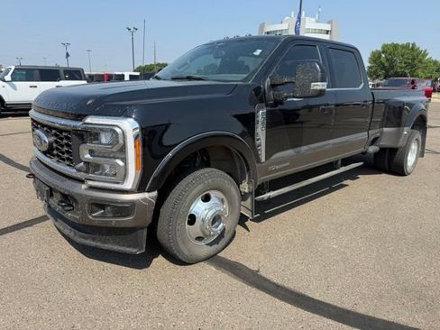 Used 2023 Ford F350 King Ranch w/ FX4 Off-Road Package AWD/4WD image 6