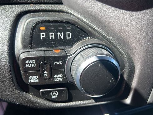 Used 2022 RAM 1500 Big Horn AWD/4WD image 17