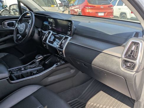 Used 2023 Kia Sorento SX FWD image 30