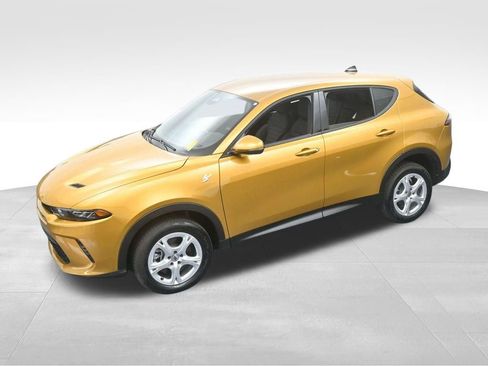 Used 2024 Dodge Hornet GT image 42