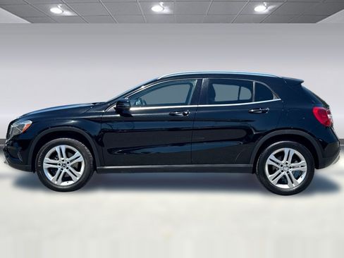 Certified 2017 Mercedes-Benz GLA 250 4MATIC image 2