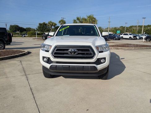Used 2023 Toyota Tacoma SR5 RWD image 8
