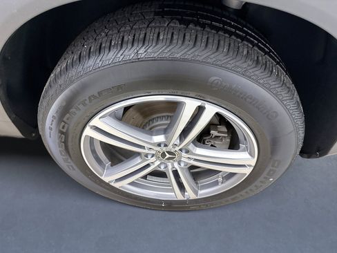 Used 2021 Mercedes-Benz GLC 300 4MATIC image 21