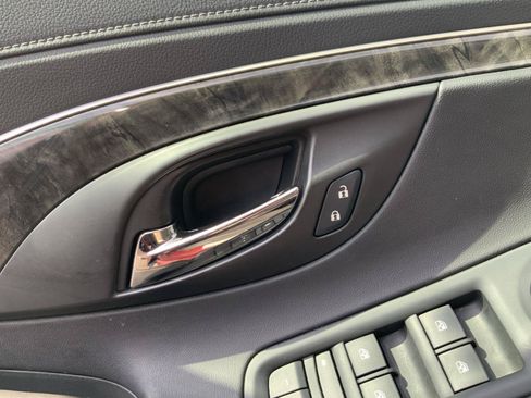 Used 2016 Buick LaCrosse Leather w/ Experience Buick Package AWD/4WD image 18