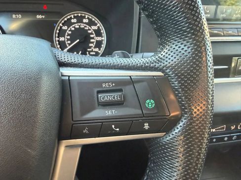 Used 2022 Mitsubishi Outlander SE AWD/4WD image 14