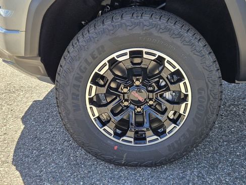 New 2026 GMC Canyon AT4 AWD/4WD image 7