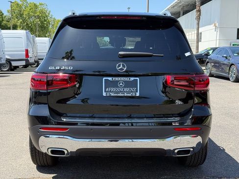 New 2026 Mercedes-Benz GLB 250 image 17