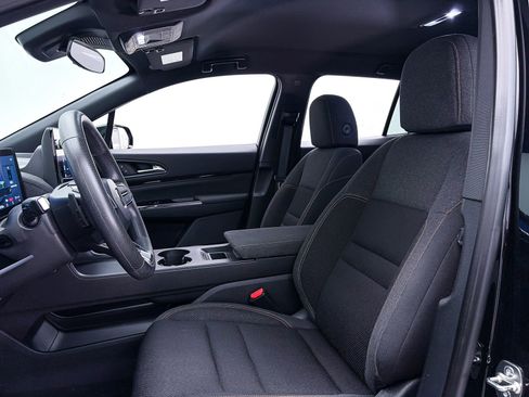 Used 2024 Honda Prologue EX image 17