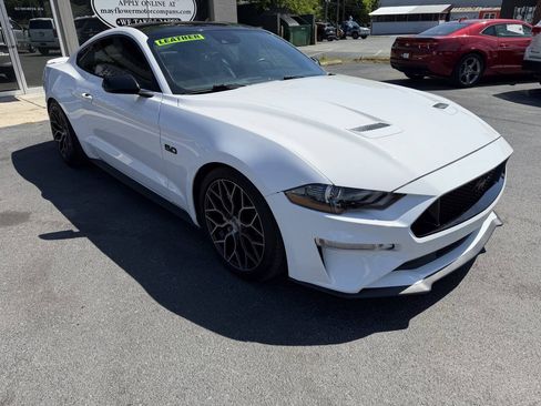 Used 2021 Ford Mustang GT Premium w/ Black Accent Package RWD image 6