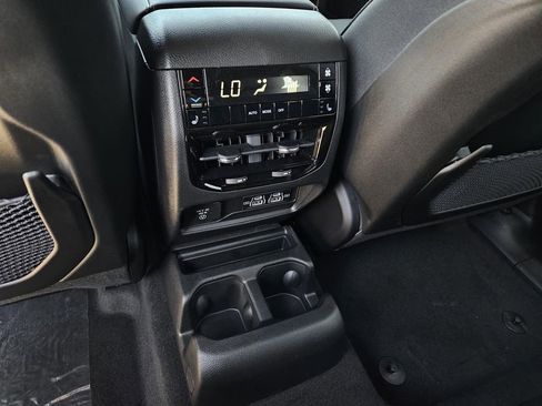 New 2025 Jeep Grand Cherokee L Limited w/ Black Appearance Package image 12