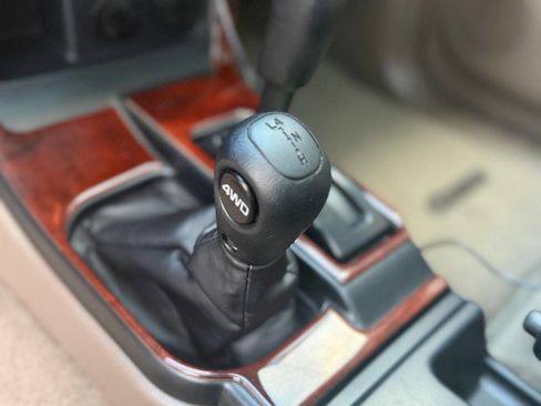 Used 2001 Toyota 4Runner SR5 image 24