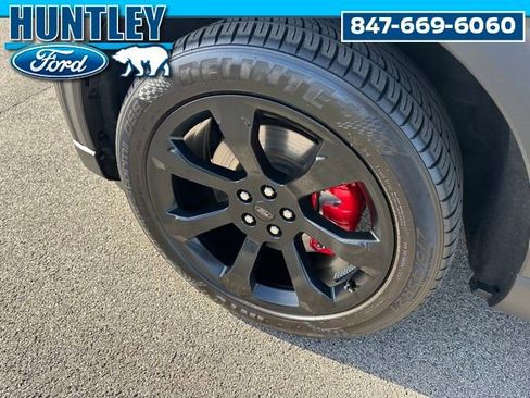 Used 2022 Ford Explorer ST w/ Equipment Group 401A AWD/4WD image 8