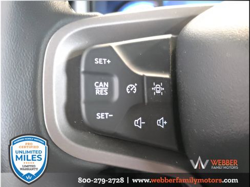 Used 2024 Ford Bronco Black Diamond AWD/4WD image 31