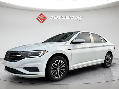 Used 2019 Volkswagen Jetta SEL FWD image 3