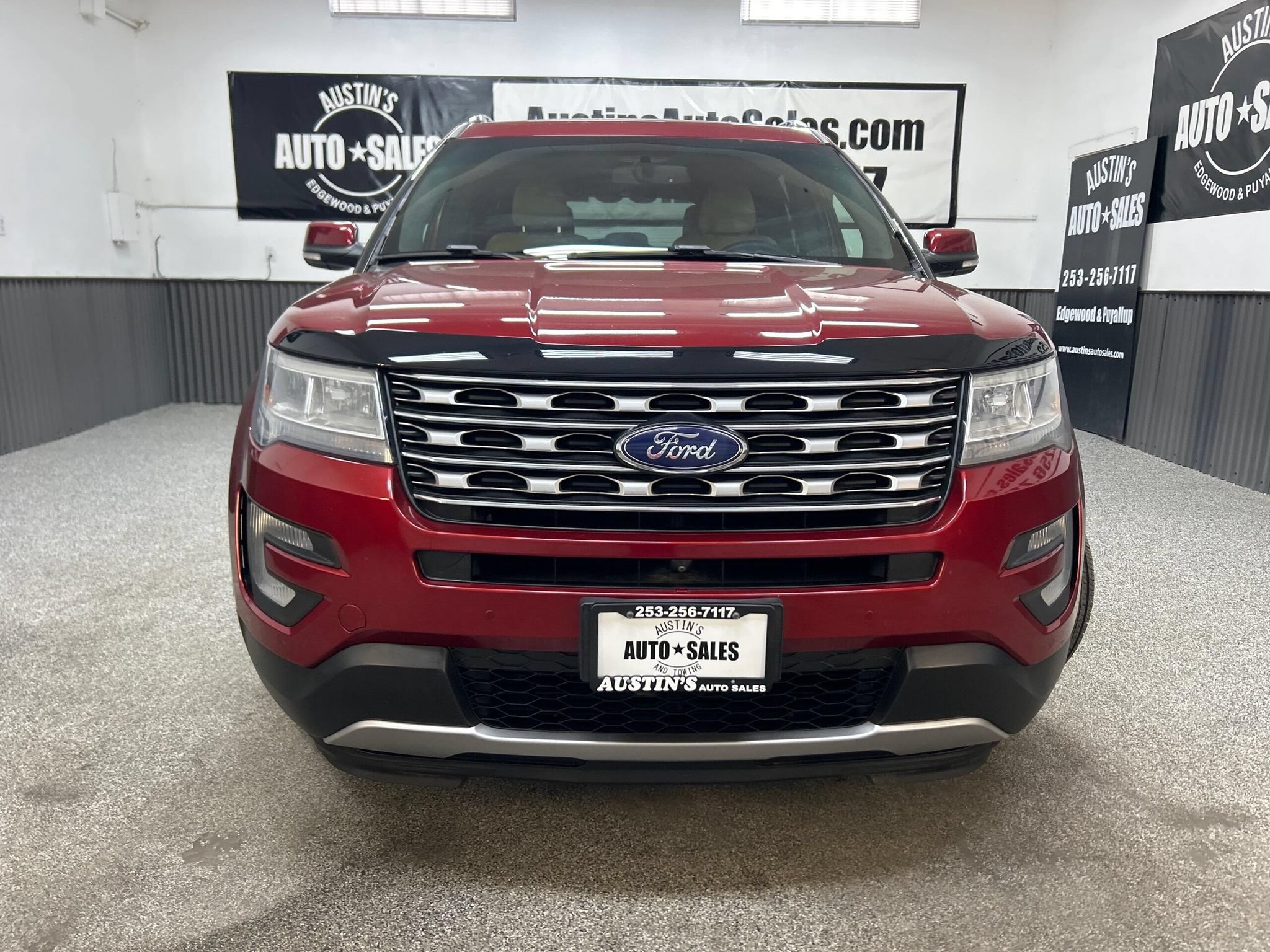 Used 2017 Ford Explorer Limited AWD/4WD image 3