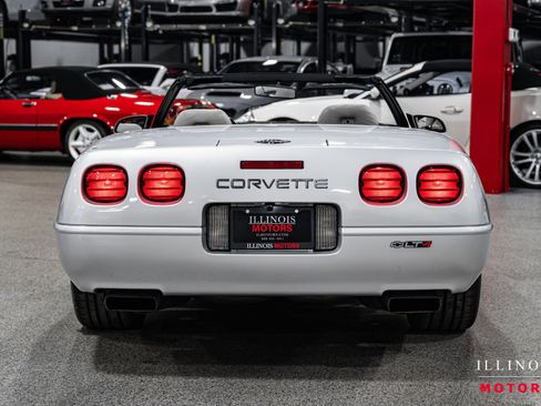 Used 1996 Chevrolet Corvette Convertible image 4