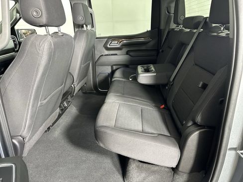Used 2024 GMC Sierra 1500 Elevation w/ LPO, Elevation Black Package AWD/4WD image 25