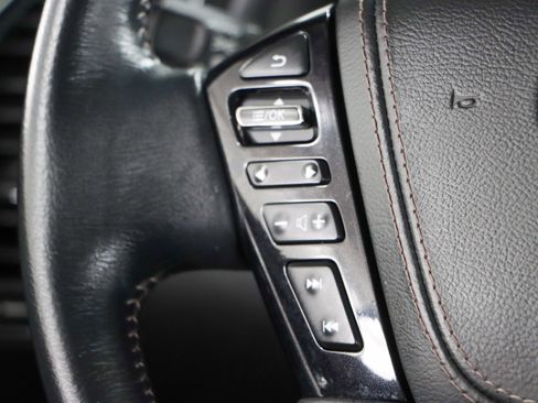 Used 2022 Nissan Armada Platinum w/ Captain's Chairs Package image 14