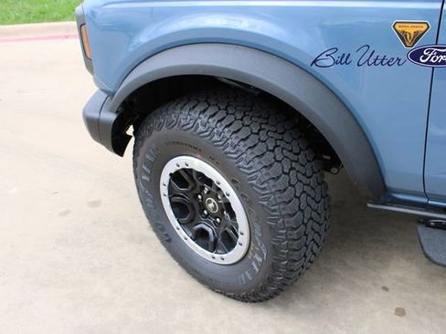 New 2025 Ford Bronco Badlands image 5