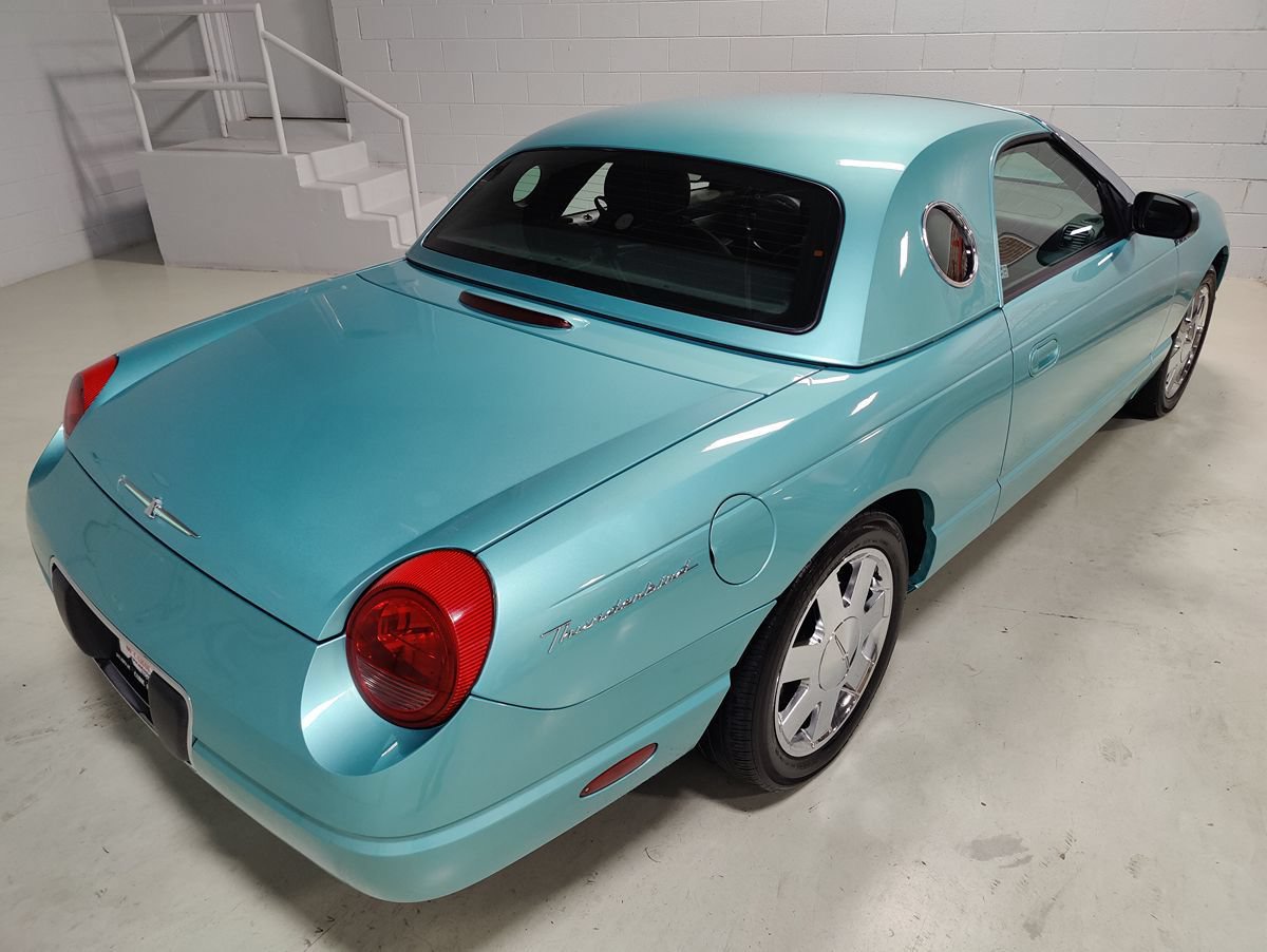 Used 2002 Ford Thunderbird RWD image 7