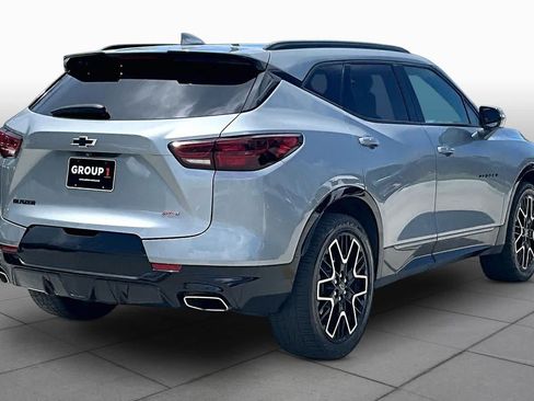 Used 2023 Chevrolet Blazer RS w/ Enhanced Convenience Package FWD image 13