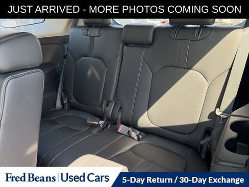 Used 2025 Honda Pilot EX-L image 13