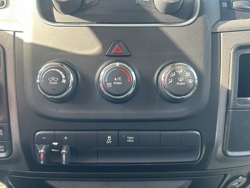 Used 2019 RAM 1500 Express w/ Express Value Package image 22