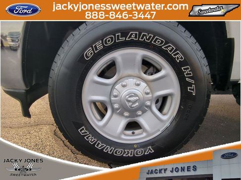 Used 2022 RAM 2500 Big Horn w/ Cold Weather Group image 10