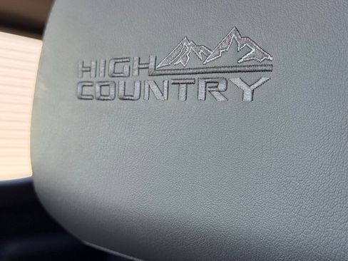 Used 2019 Chevrolet Silverado 1500 High Country w/ Technology Package image 32