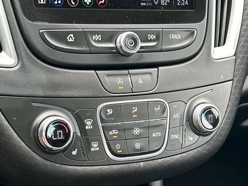 Used 2024 Chevrolet Malibu LT FWD image 34