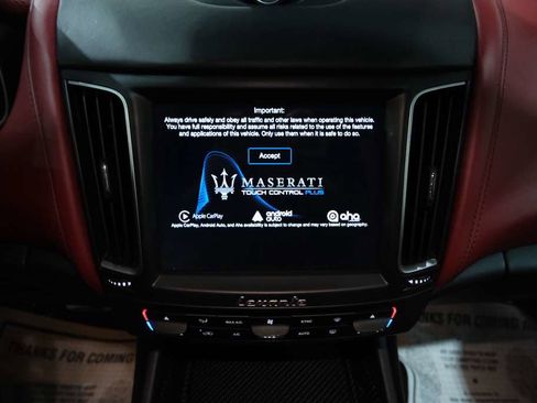 Used 2017 Maserati Levante S image 28