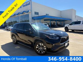 Used 2021 Toyota Highlander XLE video 1