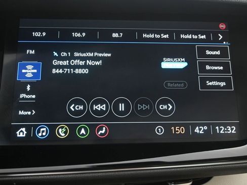 Used 2023 Buick Envision Avenir image 19